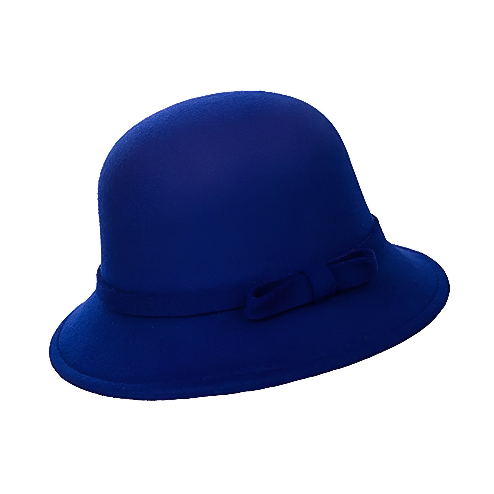 Femme élégante avec chapeau cloche et tenue rétro