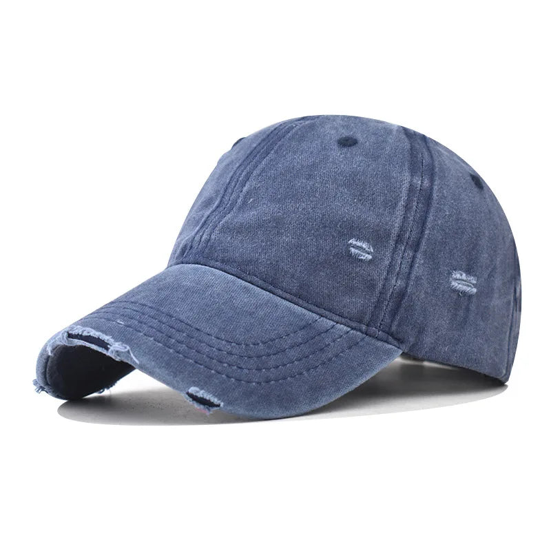 Casquette décontractée avec finitions usées et respirantes