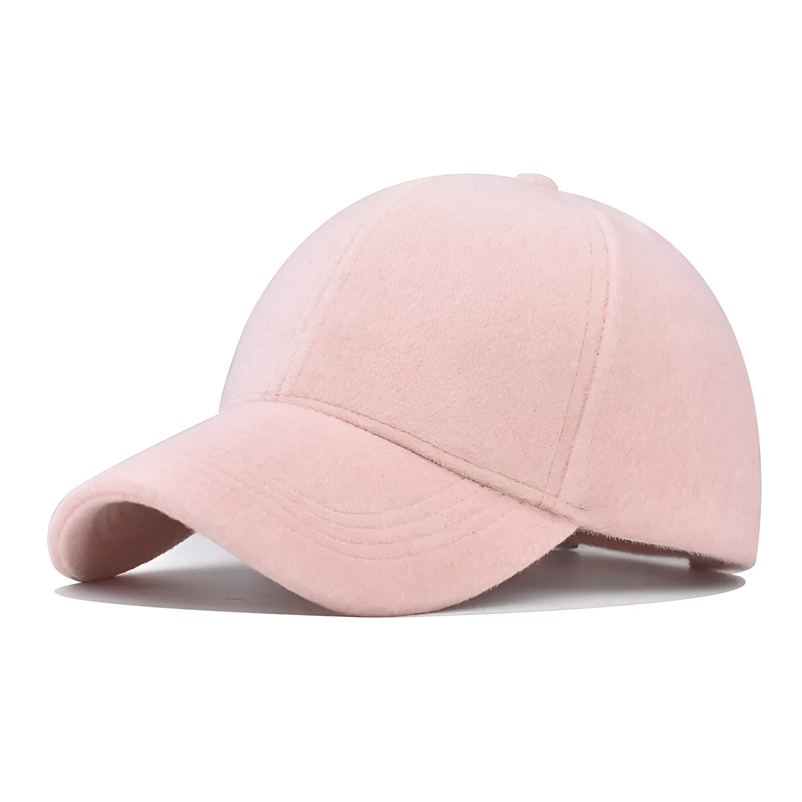Détail de la fermeture ajustable d'une casquette en laine