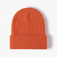 Bonnet classique, parfait pour compléter une tenue élégante