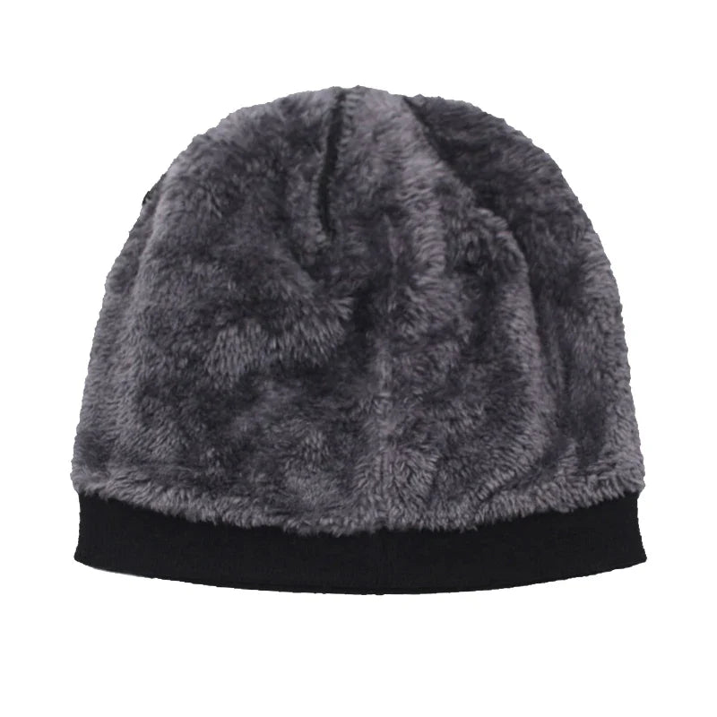 Bonnet homme en tricot doux pour l'hiver