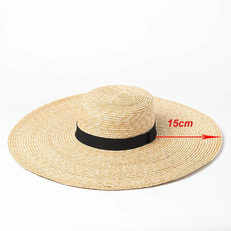 Chapeau de paille avec large bordure pour protection solaire