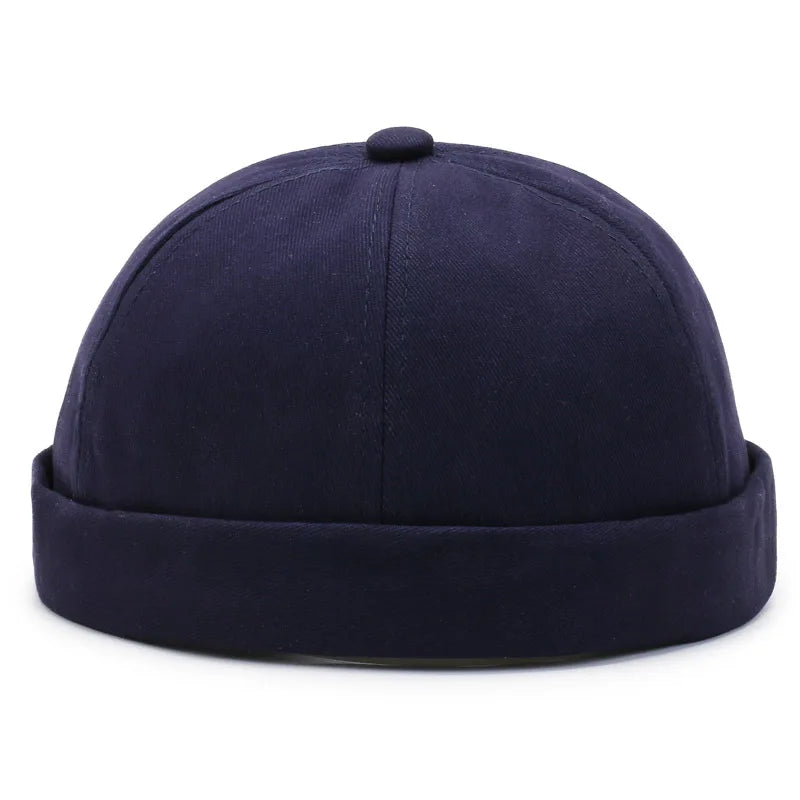 Bonnet Docker marron, détail sur la couture fine