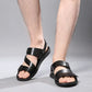 Zoom sur la boucle ajustable des sandales