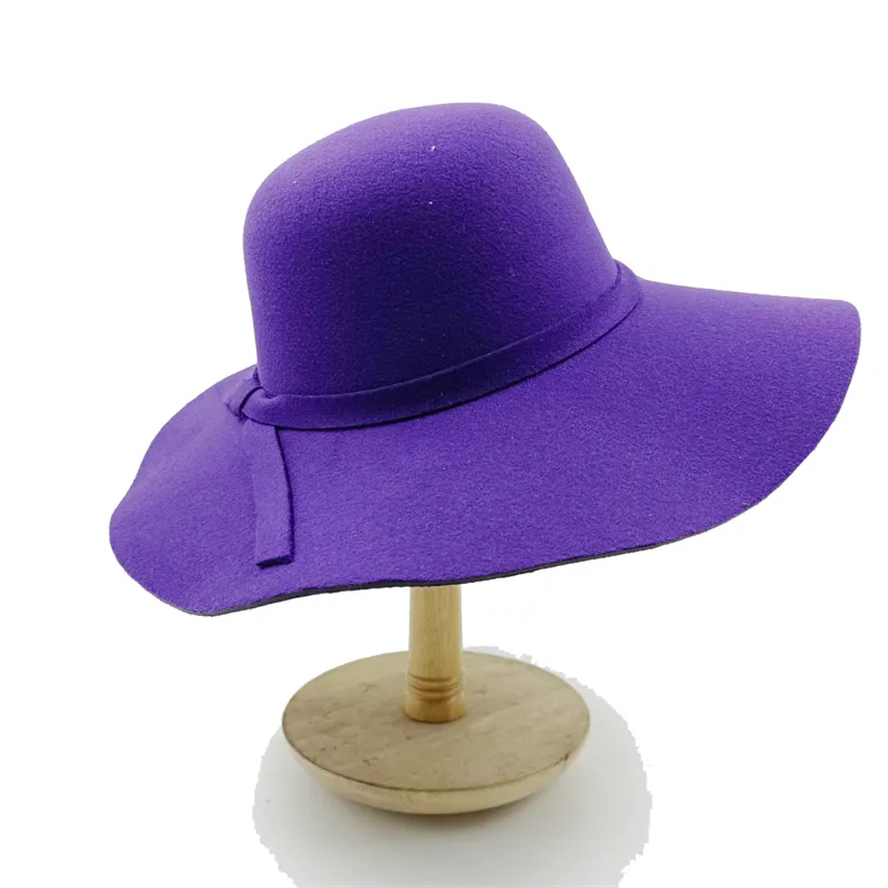 Chapeau Fedora femme avec texture feutrée et ruban
