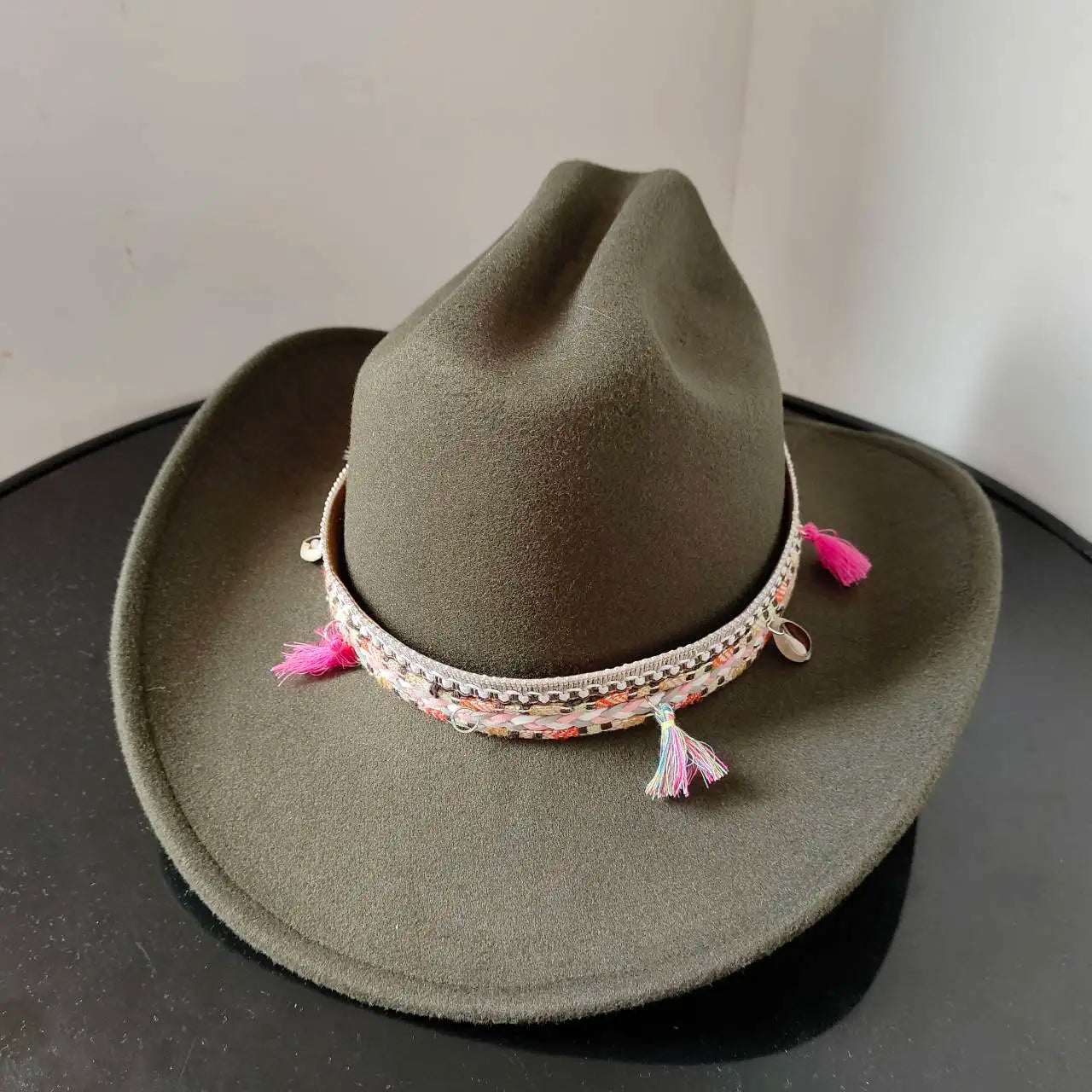 Vue de dessus d'un chapeau cowboy en cuir
