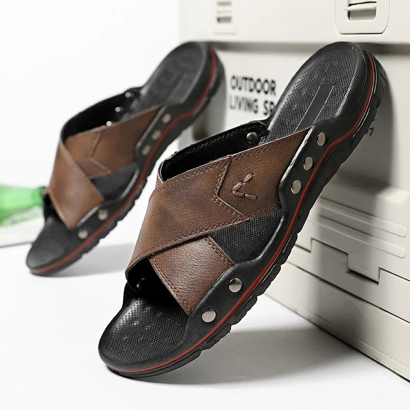 Structure croisée en cuir fendu pour l'été