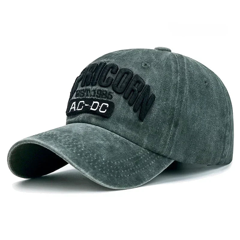 Casquette pliée, prête à être rangée dans un sac