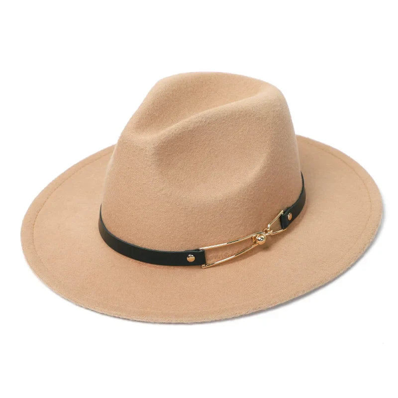 Chapeau Fedora ajustable présenté sur un mannequin