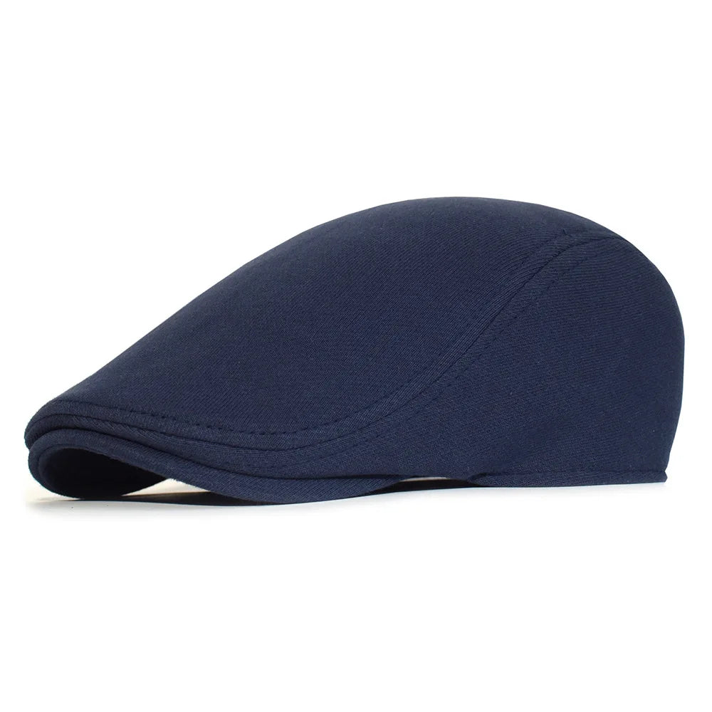 Texture en gros plan d'un béret noir en laine