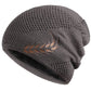 Bonnet long en maille, parfait pour promenades hivernales