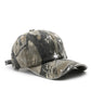 Casquette pliée, montrant sa flexibilité et sa texture