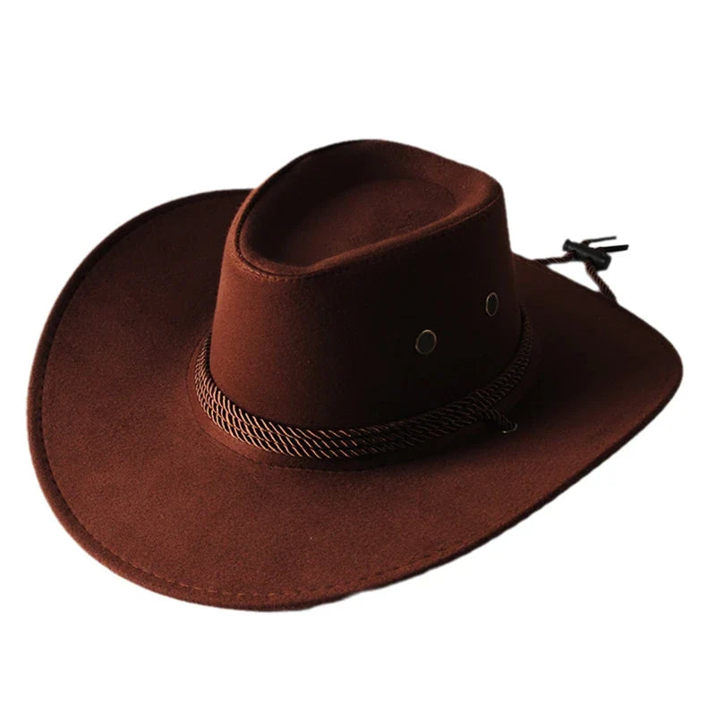 Chapeau cowboy avec ombre portée sur mur blanc