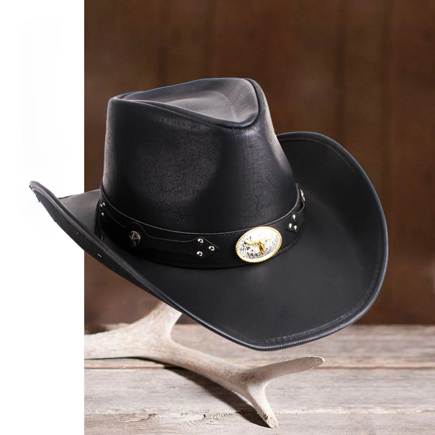 Gros plan sur la bordure d'un chapeau cowboy