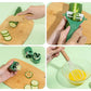Ensemble d'ustensiles de cuisine en bois sur une table