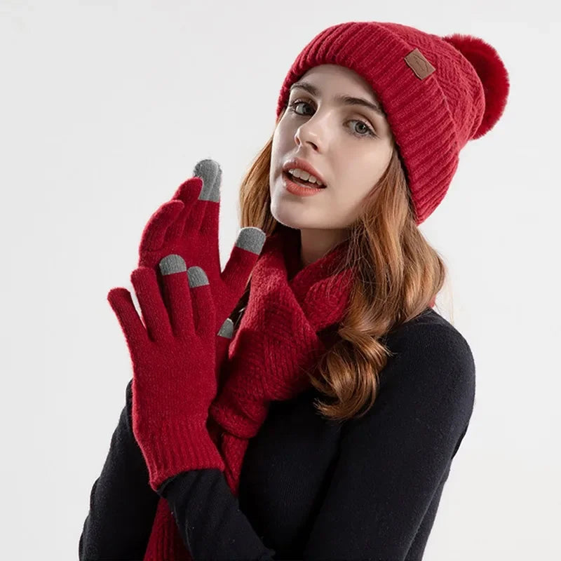 Gants chauds posés à plat, détails de couture apparents