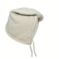 Détail du revers ajustable d'un bonnet en tricot épais
