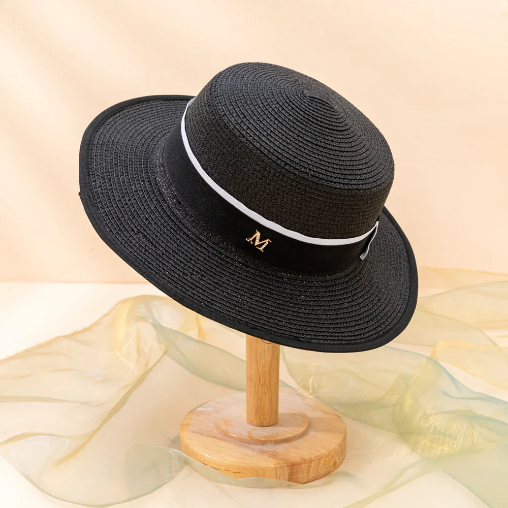 Détail du bord d'un chapeau Panama élégant
