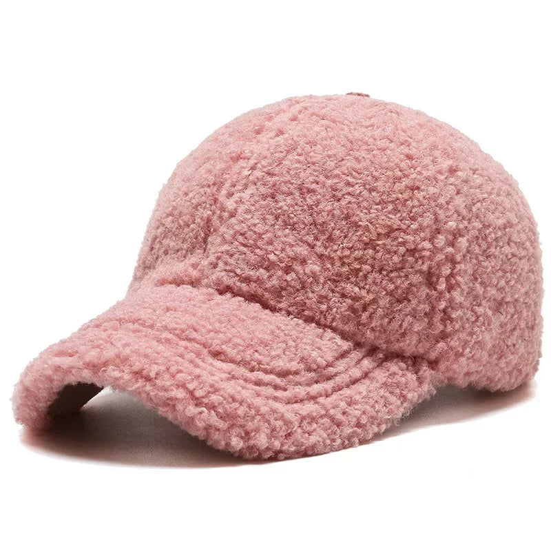 Vue arrière d'une casquette en polaire grise avec fermeture réglable