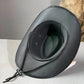 Chapeau cowboy avec large bordure et cordon décoratif