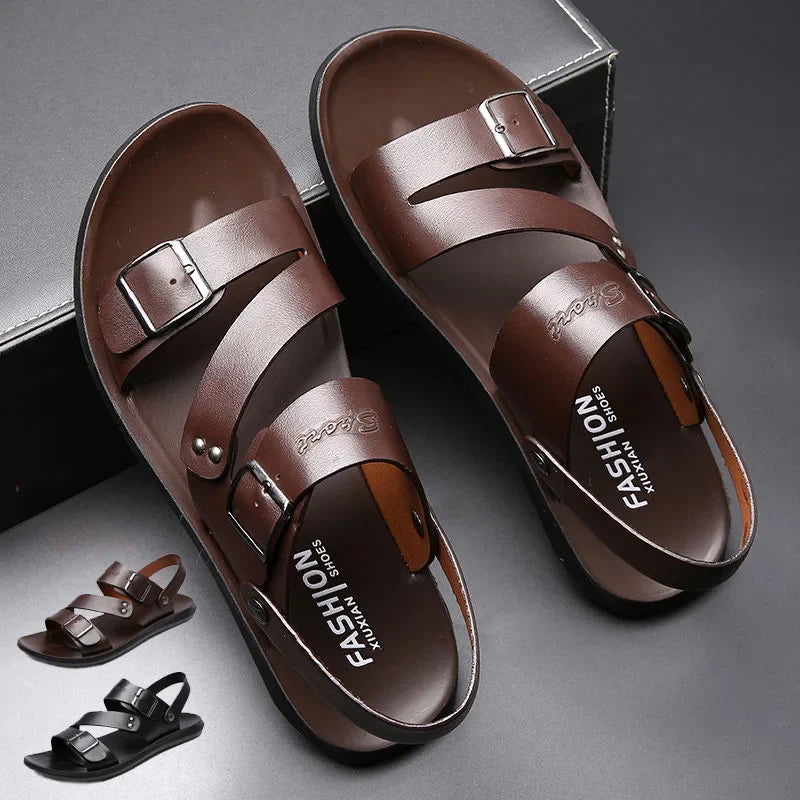 Sandales homme avec brides croisées et boucles métalliques