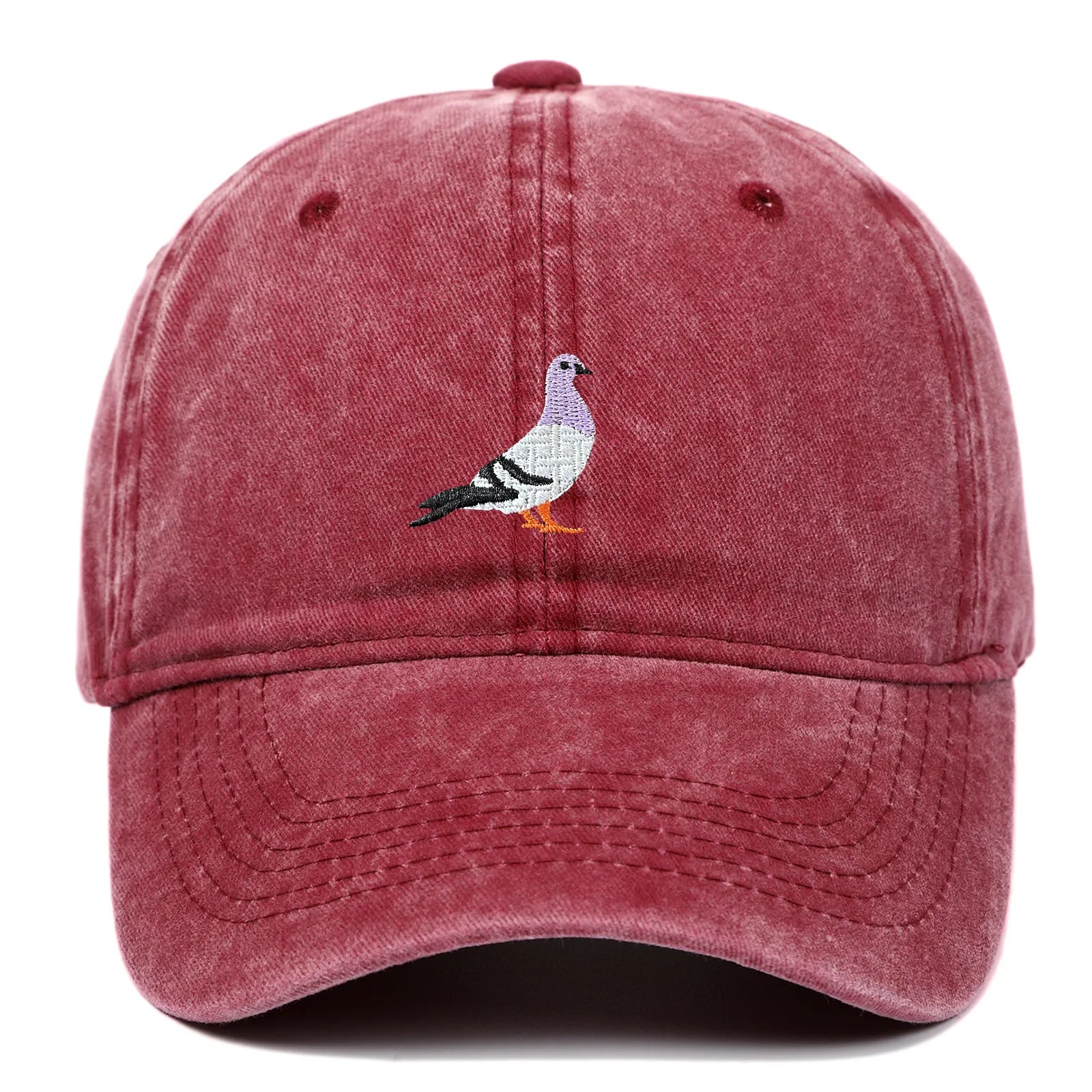 Design brodé d'oiseau sur casquette moderne