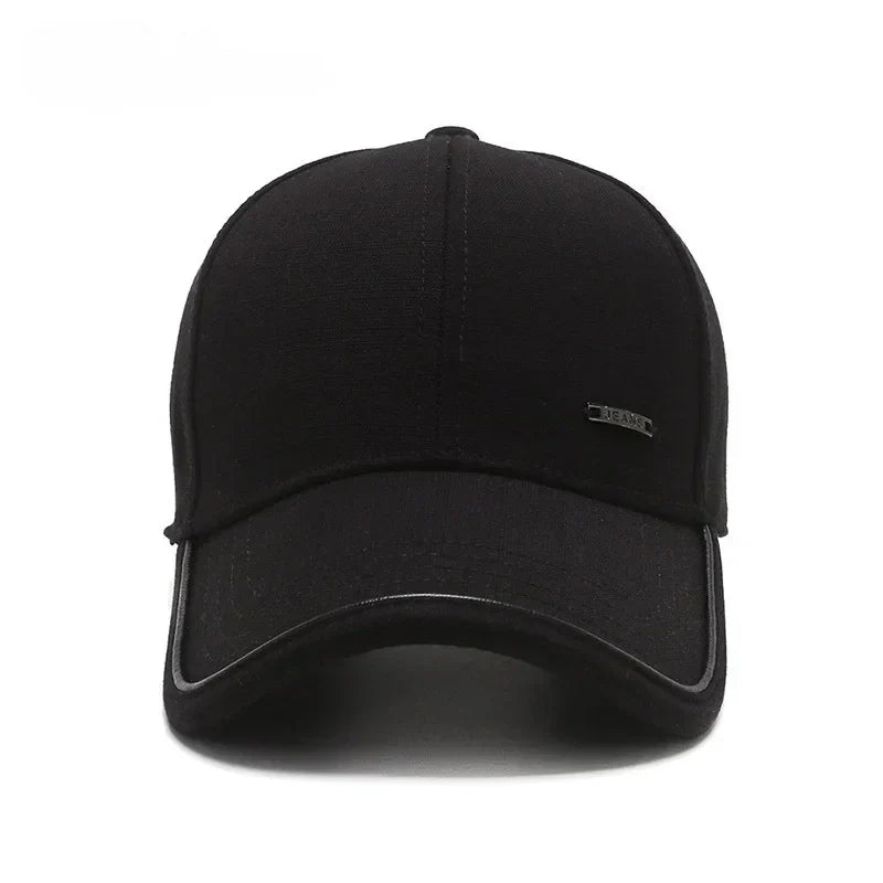 Casquette en lin avec détails de couture visibles