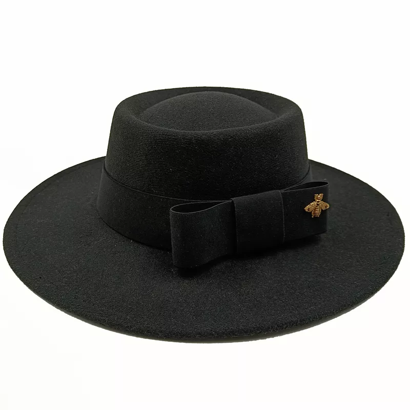 Vue de dessus d'un chapeau beige avec texture en coton