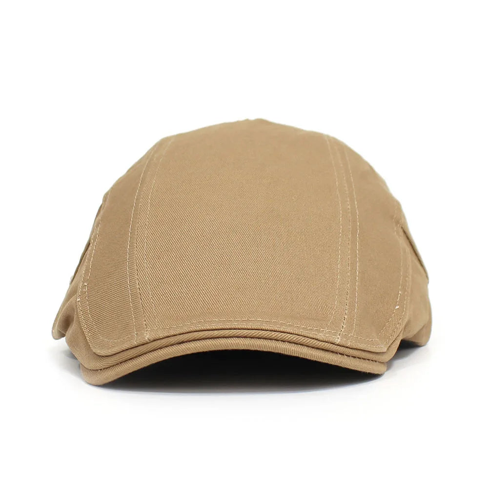 Gros plan sur la texture du béret en coton noir