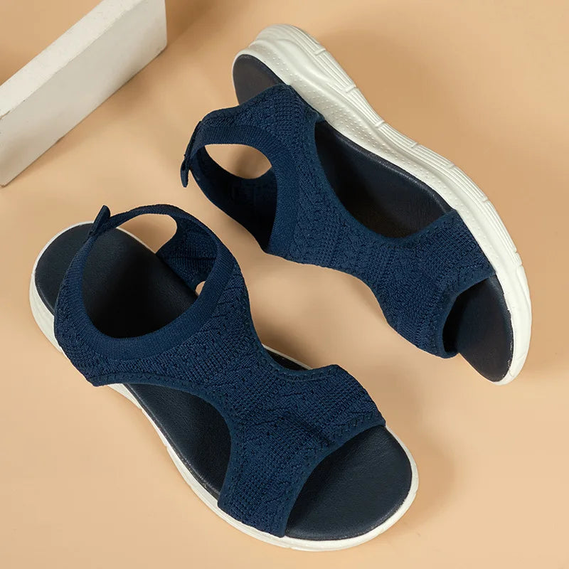 Sandales confortables avec design enveloppant