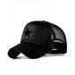 Détail du filet respirant d'une casquette ajustable