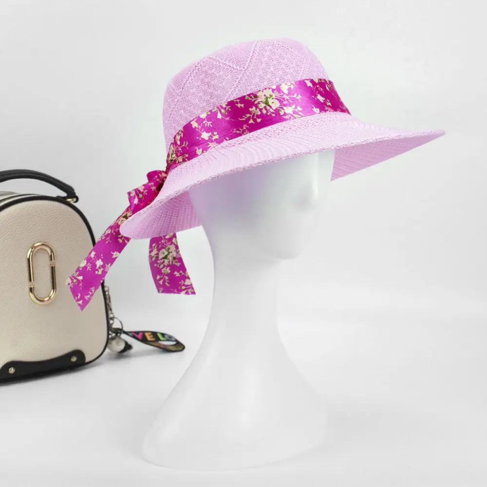 Chapeau de paille vu de dessus, design estival classique