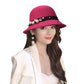Intérieur du chapeau cloche montrant la doublure soignée