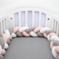 Tresse de lit rose et blanc, confort pour bébé