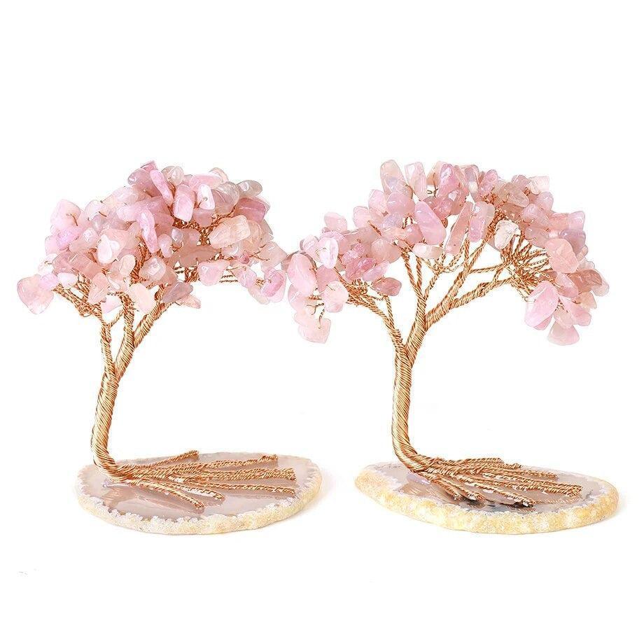 Vue latérale de l'arbre de vie avec pierres semi-précieuses