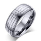 Vue d'ensemble de la bague en titane avec motifs bouddhiques
