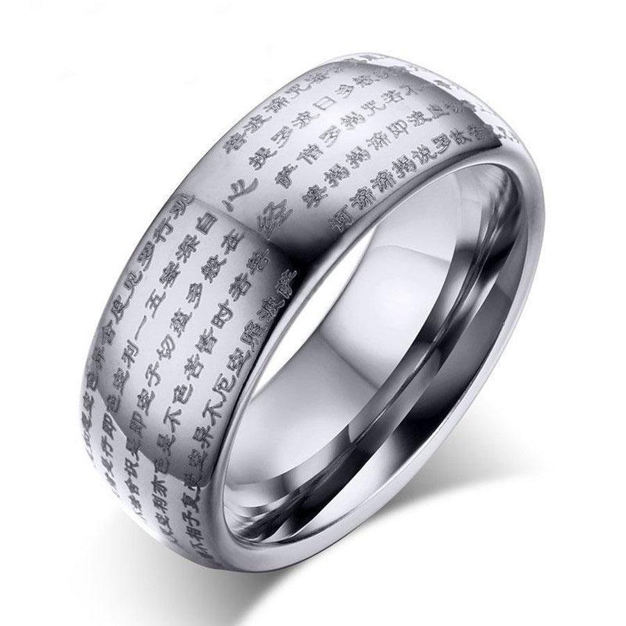 Vue d'ensemble de la bague en titane avec motifs bouddhiques