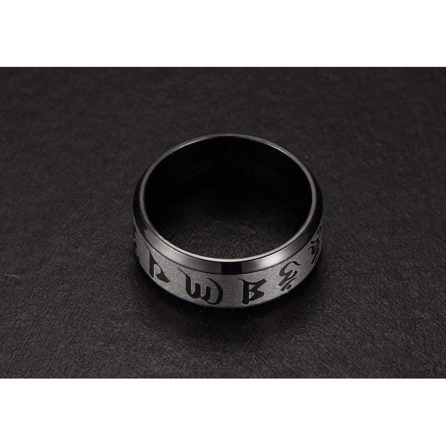 Bague en acier avec inscription Om Mani Padme Hum en relief
