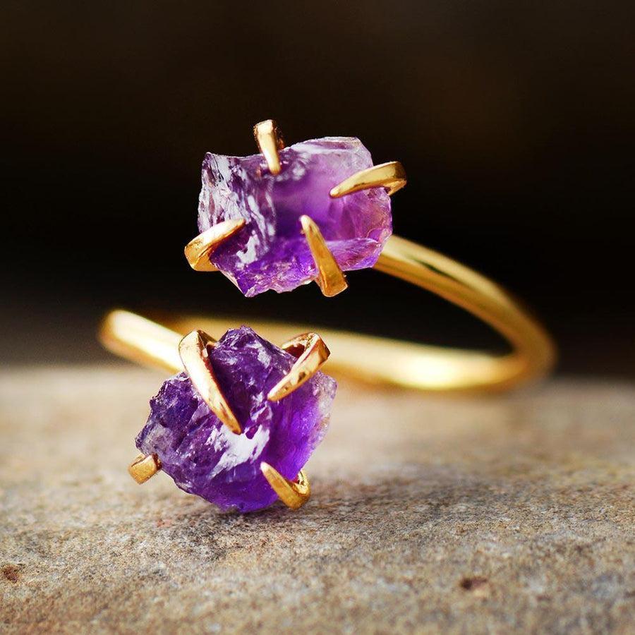 Bague en cuivre doré avec améthystes, design élégant
