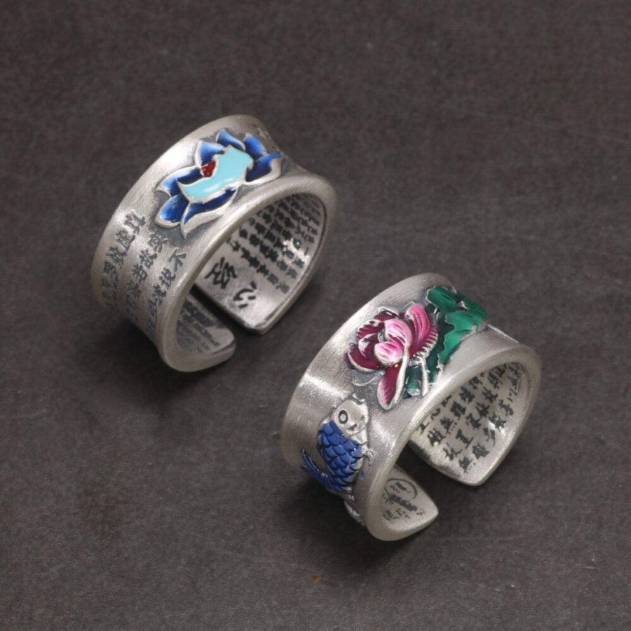 Détail de la gravure intérieure du sutra sur la bague