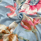Housse de coussin montrant la texture douce et extensible