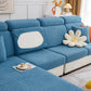 Vue latérale d'une housse polaire bleue sur coussin