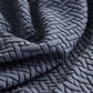 Coussin enveloppé de housse polaire, couleur bleue marine