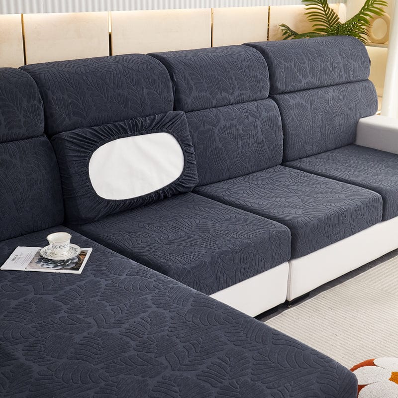 Vue latérale de la housse polaire sur coussin de canapé