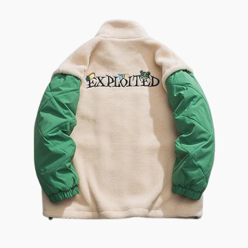 Blouson bicolore en fourrure avec manches vertes contrastantes