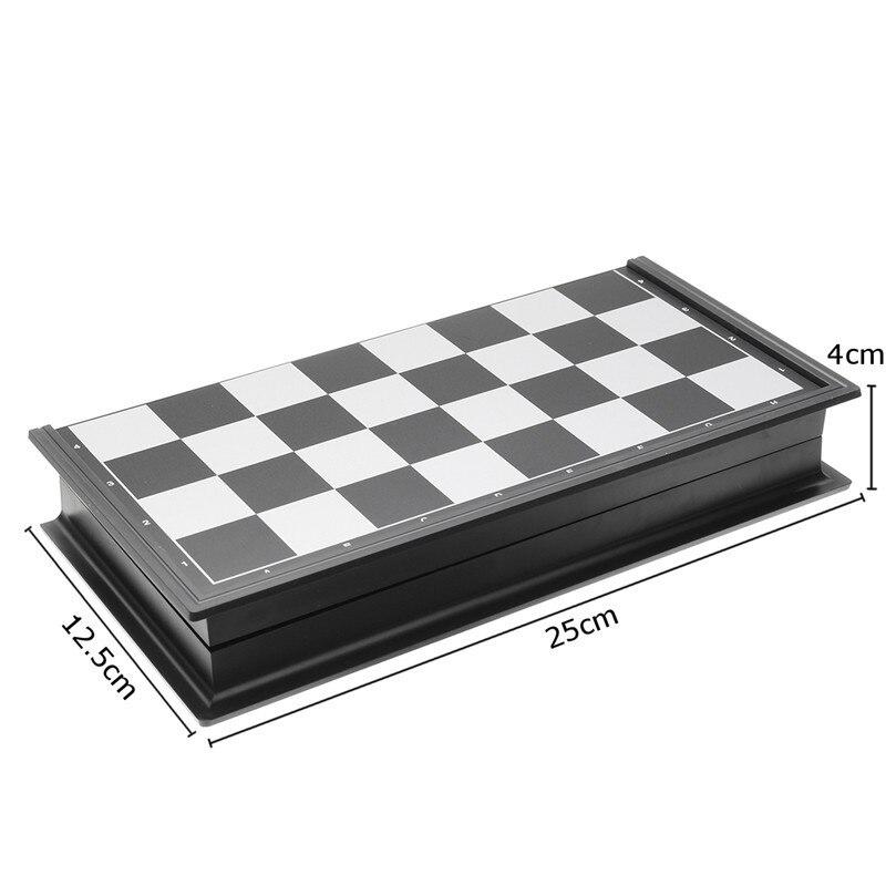 Boîte d'échecs pliable avec design ergonomique