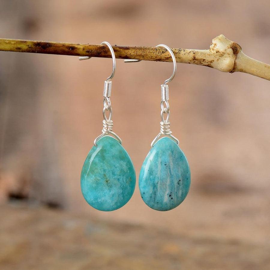 Paire de boucles d'oreilles en amazonite, vue de côté