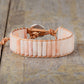 Bracelet en agate rose, pierres alignées sur cuir marron