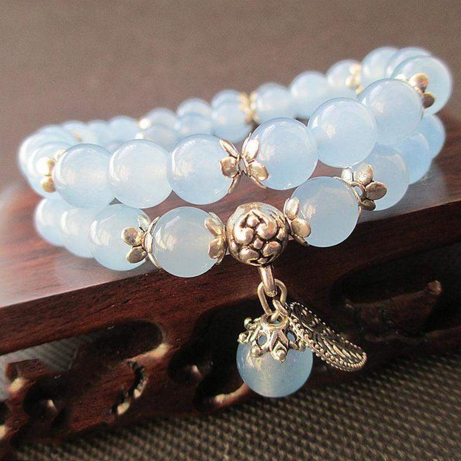 Vue d'ensemble du bracelet en calcédoine apaisante