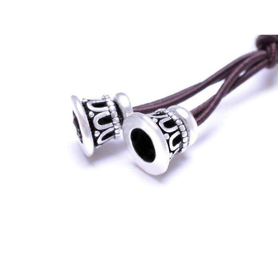 Vue latérale du bracelet tibétain en argent poli